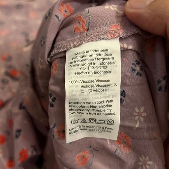 NWT Madewell purple tie wrap top in prairie posies 2 - Picture 9 of 9